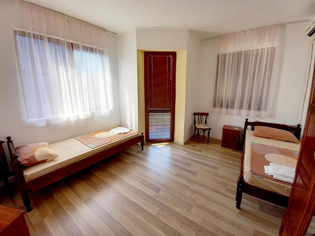 Family Hotel Amore Byala (Varna) Exterior foto