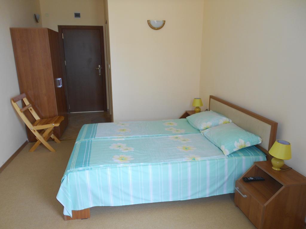 Family Hotel Amore Byala (Varna) Quarto foto